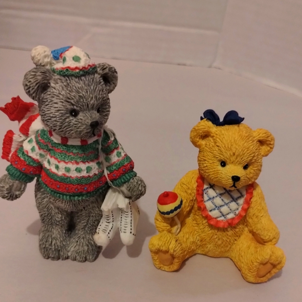 2 Vintage Adorable Christmas Bears